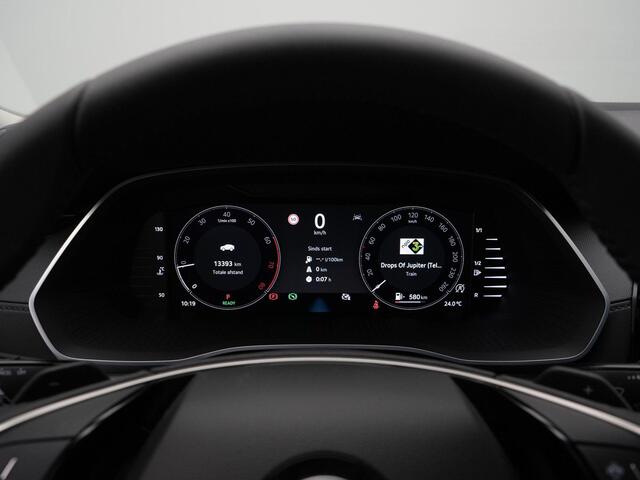 Skoda OCTAVIA Combi 1.5 e-TSI 150 pk DSG Selection | Achteruitrijcamera | Stoelverwarming | Apple Carplay / Android Auto