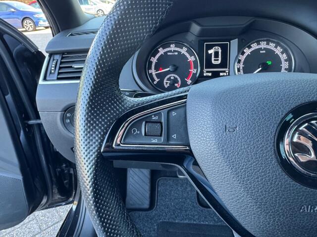 Skoda OCTAVIA 1.5 TSI Greentech Sport Business