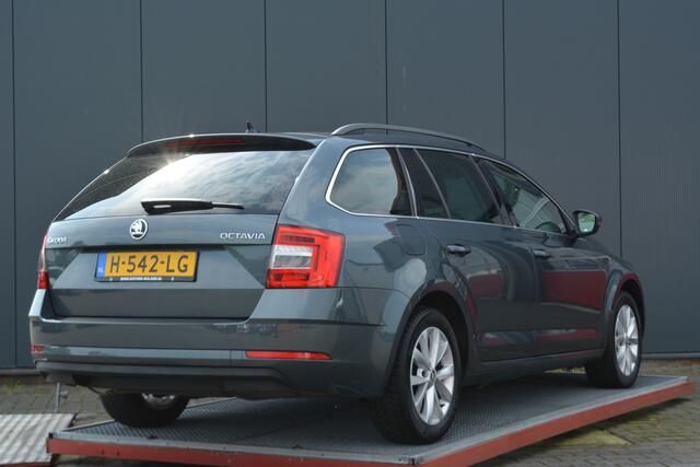 Skoda OCTAVIA Combi 1.5 TSI Greentech Business Edition