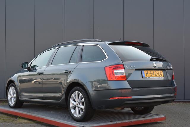 Skoda OCTAVIA Combi 1.5 TSI Greentech Business Edition