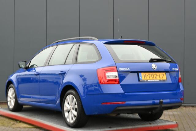 Skoda OCTAVIA Combi 1.5 TSI Greentech Business Edition automaat trekhaak