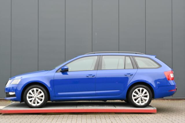 Skoda OCTAVIA Combi 1.5 TSI Greentech Business Edition automaat trekhaak