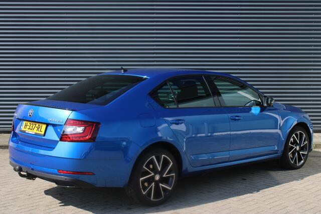 Skoda OCTAVIA 1.5 TSI Greentech Sport Business Trekhaak Navigatie Carplay NAP