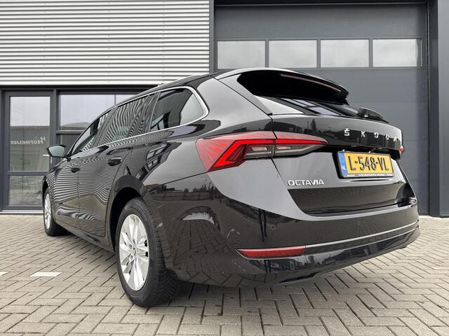 Skoda OCTAVIA Combi 1.0 TSI Business Edition ?Virtual Cockpit ?Full LED ?Navigatie ?Camera ?Apple Carplay & Android Auto ?Sfeerverlichting ?Stoelverwarming ?Keyless ?Climate ?Cruise ?Parkeersensoren ?Lichtmetaal