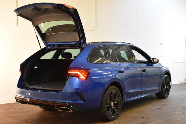 Skoda OCTAVIA Combi IV RS 245PK DSG HYBRID RS-SPORT KEYLESS/LED/APP-CONNECT