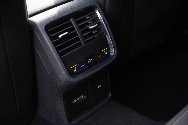 Skoda OCTAVIA Combi 1.4 TSI RS iV PHEV Business , Pano dak, HUD, Canton, Afap. cruise,