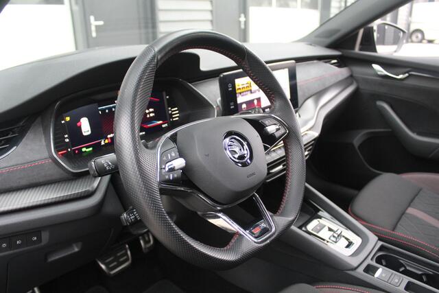 Skoda OCTAVIA Combi 1.4 TSI 245Pk iV PHEV RS | Panoramadak | Canton Soundsystem