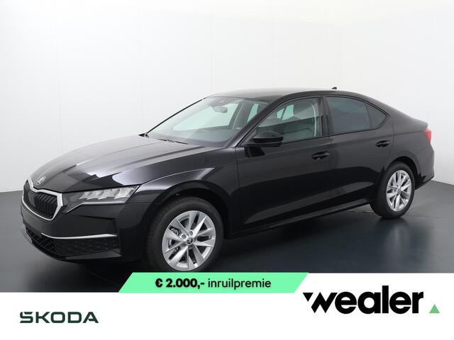 Skoda OCTAVIA First Edition 1.5 TSI m-HEV 115 pk DSG | Automaat | Navigatie | Adaptieve cruise control | Apple Carplay/Android Auto | 17" lichtmetalen velgen |