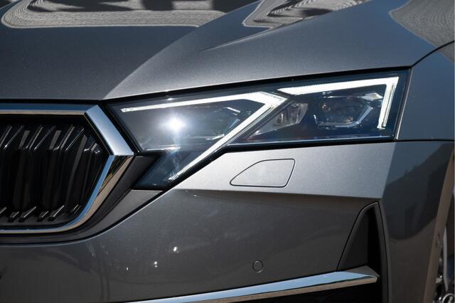 Skoda OCTAVIA Combi 1.5 TSI MHEV Business Edition | Matrix LED | HUD | Winterpakket | Travel Assist | Camera | 18"