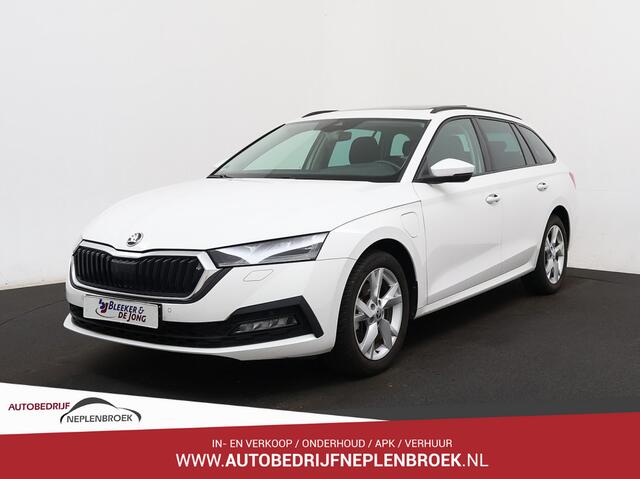 Skoda OCTAVIA Combi 1.4 TSI iV PHEV Sportline Business Bj 2022 Panoramadak,Navi,18inch,Cruise