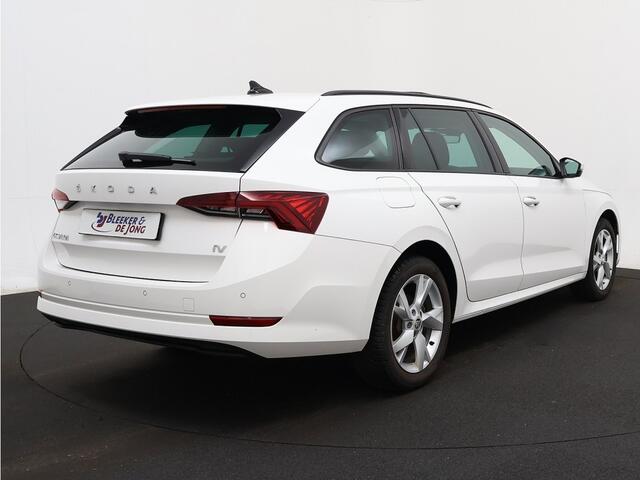 Skoda OCTAVIA Combi 1.4 TSI iV PHEV Sportline Business Bj 2022 Panoramadak,Navi,18inch,Cruise