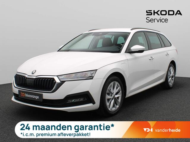 Skoda OCTAVIA Combi 1.4 TSI iV PHEV Business Edition 204PK DSG Trekhaak, park distance control, adaptive cruise, keyless, 17'' lichtmetaal