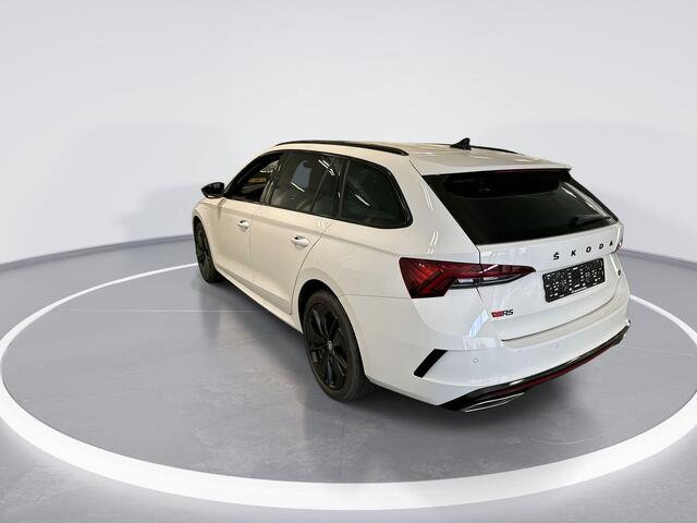 Skoda OCTAVIA Combi 1.4 Tsi 245pk iV RS · Keyless · Camera · Elek. Achterklep · Apple/Android Car Play · Navi · 18'' Inch ·