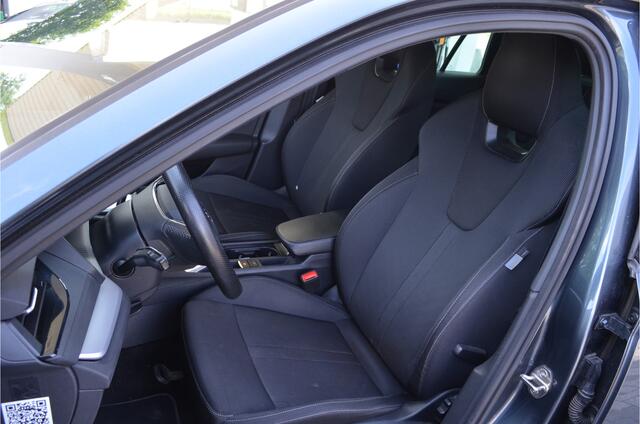 Skoda OCTAVIA Combi 1.0 TSI Sport Business Trekhaak elektr | Carplay | Virtual cockpit | Getint glas | Sportstoelen