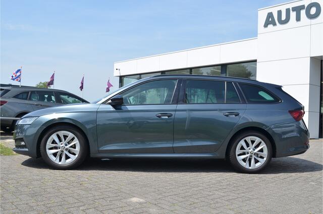 Skoda OCTAVIA Combi 1.0 TSI Sport Business Trekhaak elektr | Carplay | Virtual cockpit | Getint glas | Sportstoelen