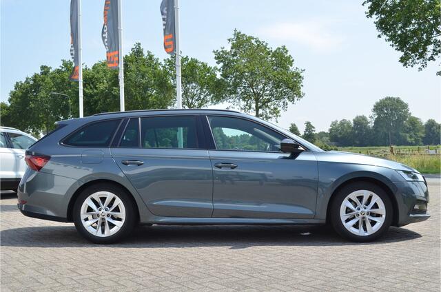 Skoda OCTAVIA Combi 1.0 TSI Sport Business Trekhaak elektr | Carplay | Virtual cockpit | Getint glas | Sportstoelen