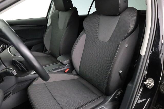 Skoda OCTAVIA 1.0 e-TSI 110 pk DSG MHEV Ambition | Parkeersensoren | Stoelverwarming | Cruise Control | Climate Control | Navigatie | 18 inch