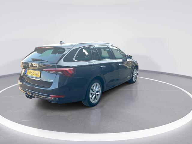 Skoda OCTAVIA Combi 1.0e-TSI/110PK Business Edition Plus DSG · Navigatie · Trekhaak · Stoelverwarming