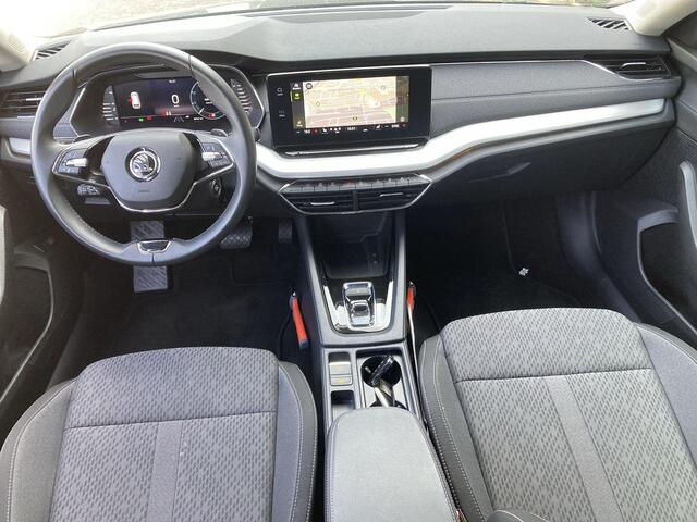 Skoda OCTAVIA Combi 1.0e-TSI/110PK Business Edition Plus DSG · Navigatie · Trekhaak · Stoelverwarming