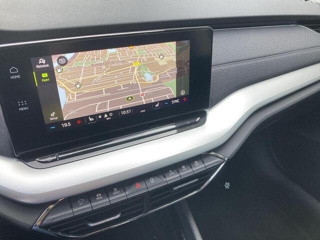 Skoda OCTAVIA Combi 1.0e-TSI/110PK Business Edition Plus DSG · Navigatie · Trekhaak · Stoelverwarming