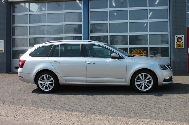 Skoda OCTAVIA 1.6 TDI GReenTech AMB BNS **NL-Auto** 128153 KM Stoelverwarming