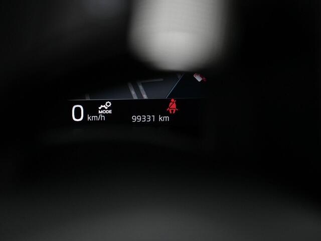 Skoda OCTAVIA Combi 1.0 TSI 110 pk Sport Business | Navigatie | Parkeersensoren achter | Apple Carplay / Android Auto | Sportonderstel