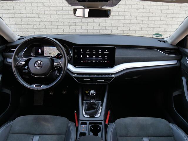 Skoda OCTAVIA Combi 1.5TSi 1ST EDITION/ ELEKT. KLEP/ TREKHAAK/ KEYLESS