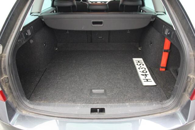 Skoda OCTAVIA Combi 1.0 TSI Greentech Business Edition - Carplay, Half Leer,