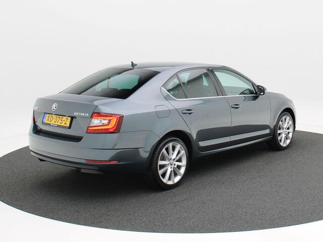 Skoda OCTAVIA 1.4 TSi 150 Pk Automaa Ambition Business | Cruise Control | Climate Controle | 18 Inch | Parkeersensoren | Navigatie | Carplay | 128.453 Km!!