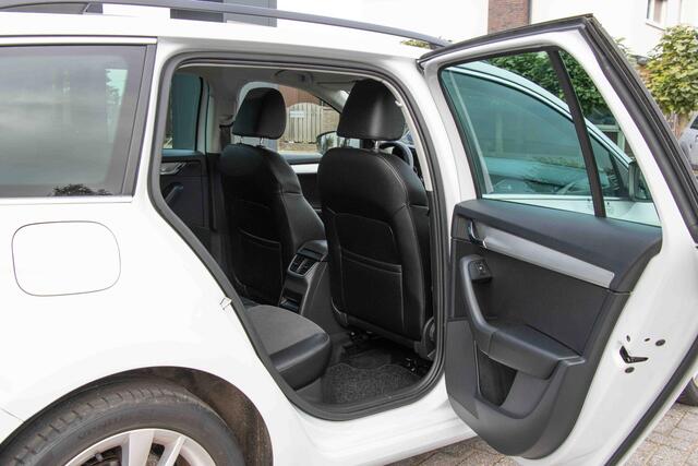 Skoda OCTAVIA Combi 1.0 TSI Greentech Business Edition