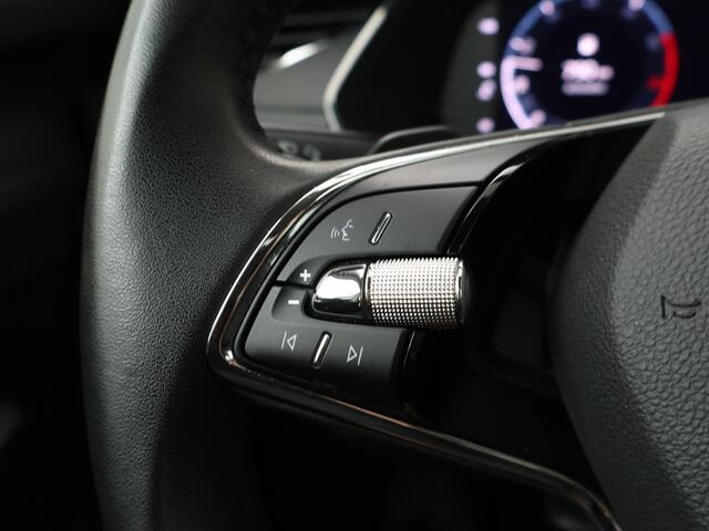 Skoda OCTAVIA Combi 1.0 e-TSI Business Edition Plus | 110 PK | Automaat | Trekhaak afneembaar | Stoelverwarming |