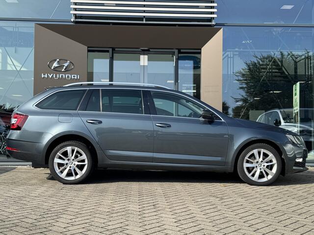 Skoda OCTAVIA Combi 1.5 TSI Greentech Style Business 150pk | DSG-automaat | Trekhaak 1.500kg trekgewicht