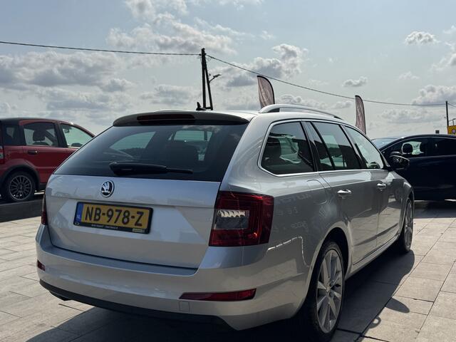 Skoda OCTAVIA Combi 1.0 TSI Greentech Style Business