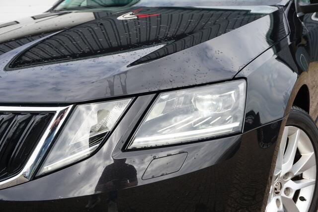 Skoda OCTAVIA Combi 1.0 TSI Greentech Style | FULL LED | CAMERA | VIRT. COCKPIT | TREKHAAK | STOELVERW. |
