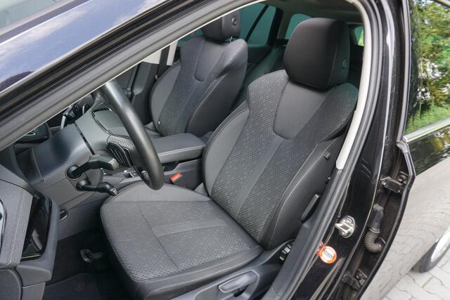 Skoda OCTAVIA Combi 2.0 TDI DSG Style | Panoramadak | Virtual Cockpit | ACC | Camera | Trekhaak |