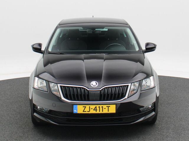 Skoda OCTAVIA 1.0 TSI Greentech Ambition Business | Cruise Control | Climate Control | Parkeersensoren | Stoelverwarming | Navigatie | Carplay | 113.584 Km!!