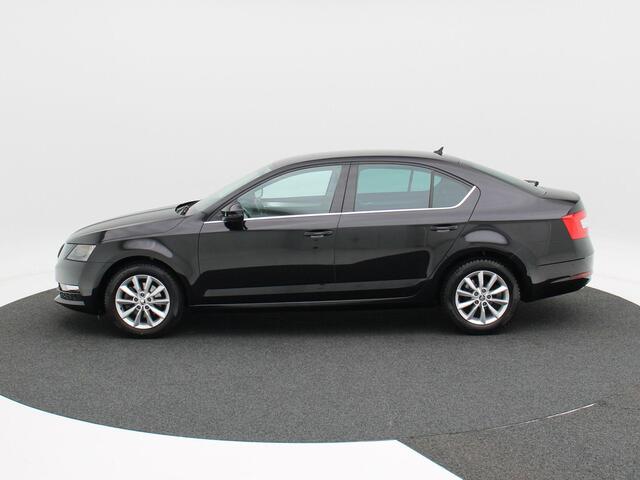 Skoda OCTAVIA 1.0 TSI Greentech Ambition Business | Cruise Control | Climate Control | Parkeersensoren | Stoelverwarming | Navigatie | Carplay | 113.584 Km!!
