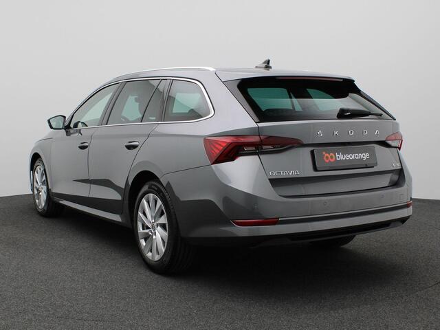 Skoda OCTAVIA Combi 1.5 e-TSI Business Edition Plus 150PK DSG Achteruitrijcamera, Matrix-LED verlichting, Cruise Controle, Clima, Navi, Keyless, Side Assist, Stoelverwarming, 18" LM Velgen
