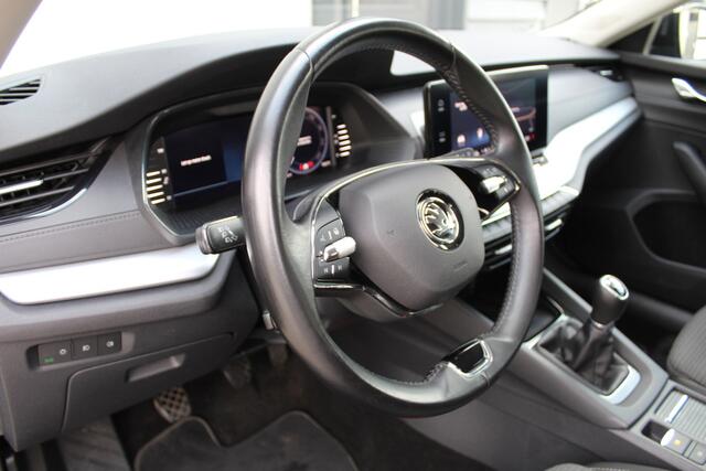 Skoda OCTAVIA Combi 1.5 TSI 150Pk First Edition | NIEUW MODEL | Trekhaak | Dealer onderhouden