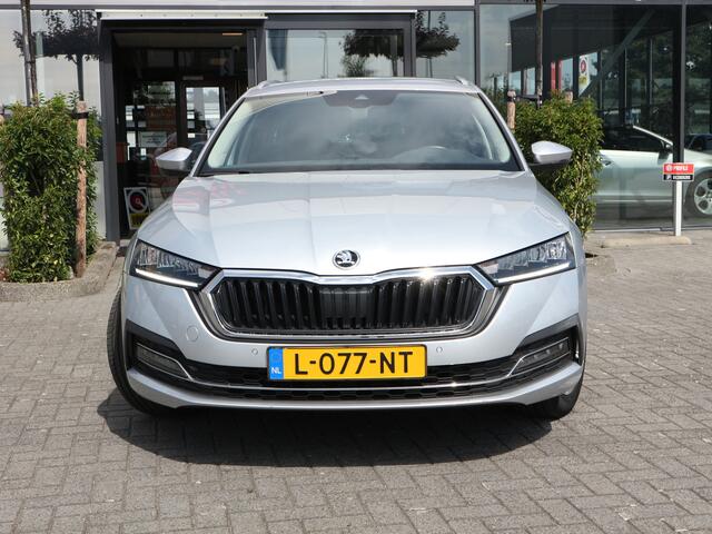 Skoda OCTAVIA Combi 1.0 e-TSI Business Edition DAB NAVI CLIMA CUISE