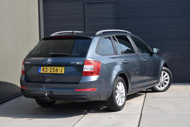 Skoda OCTAVIA Combi 1.0 TSI Greentech Ambition Business | AUTOMAAT | TREKHAAK | NAVI | CRUISE CONTROL | CLIMATE CONTROL | PDC | LMV