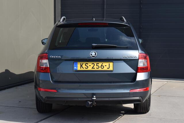 Skoda OCTAVIA Combi 1.0 TSI Greentech Ambition Business | AUTOMAAT | TREKHAAK | NAVI | CRUISE CONTROL | CLIMATE CONTROL | PDC | LMV