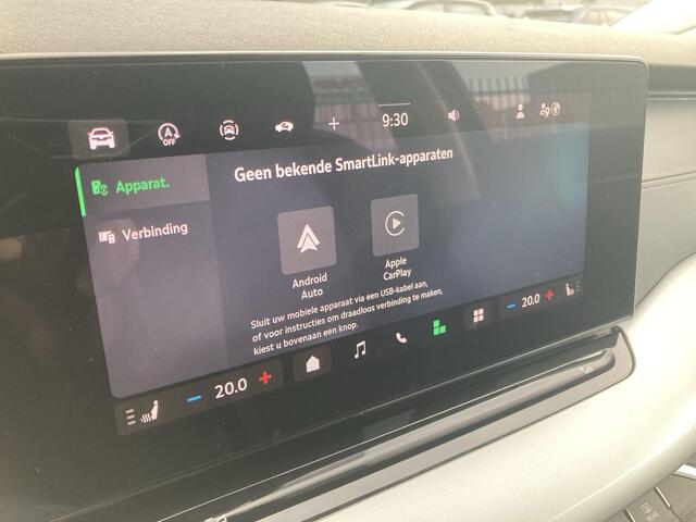 Skoda OCTAVIA Combi 1.5eTSI/150PK MHEV Selection DSG · Camera + Parkeersensoren · Stoel-/stuurverwarming · Trekhaak · Garantie tot januari 2027