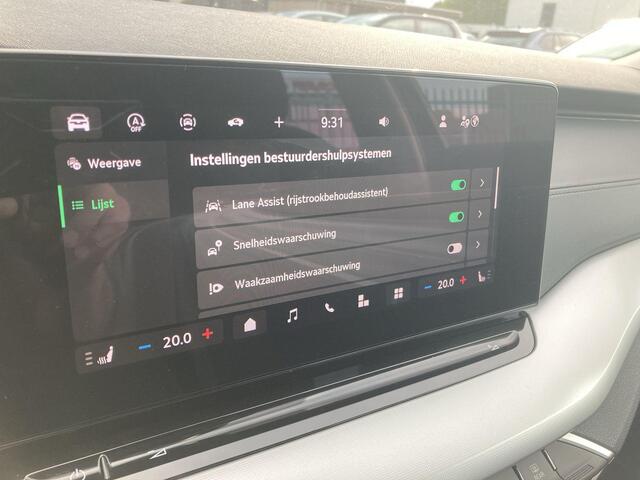 Skoda OCTAVIA Combi 1.5eTSI/150PK MHEV Selection DSG · Camera + Parkeersensoren · Stoel-/stuurverwarming · Trekhaak · Garantie tot januari 2027