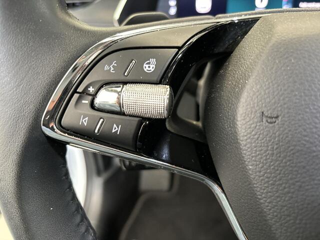 Skoda OCTAVIA Combi 1.5 e-TSI 150pk DSG Business Edition Plus · Camera · Apple/Android Car Play · Elek. Achterklep · Keyless · Stoelverwarming Voor & achter · 17'' Inch ·