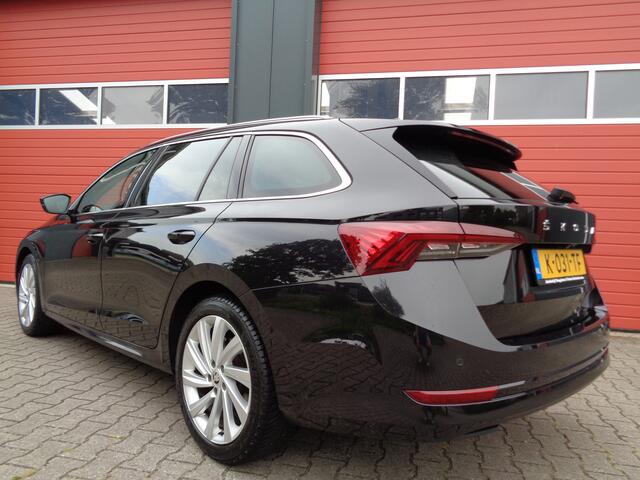 Skoda OCTAVIA Combi 1.0 e-TSI Business Edition Plus,Vol opties&Automaat!