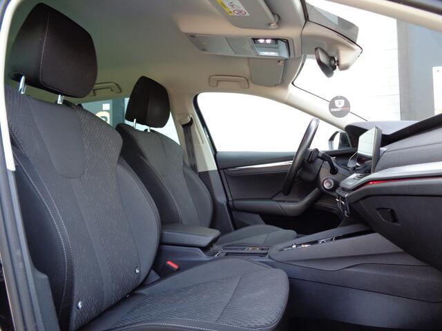 Skoda OCTAVIA Combi 1.0 e-TSI Business Edition Plus,Vol opties&Automaat!