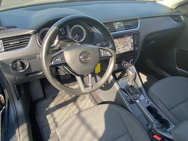 Skoda OCTAVIA Combi 1.4 TSi DSG7-autom. Style Business met o.a. stoel-/stuurverwarming, navi, LED koplampen, trekhaak, etc.