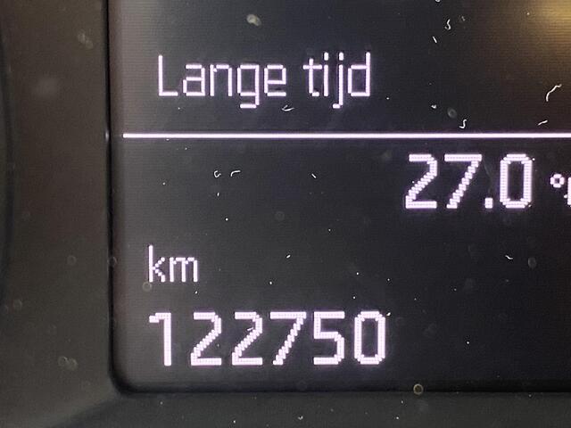 Skoda OCTAVIA Combi 1.4 TSi DSG7-autom. Style Business met o.a. stoel-/stuurverwarming, navi, LED koplampen, trekhaak, etc.