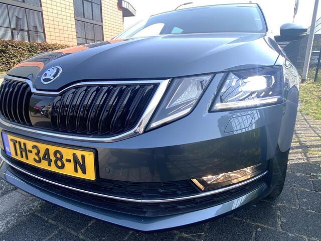 Skoda OCTAVIA Combi 1.4 TSi DSG7-autom. Style Business met o.a. stoel-/stuurverwarming, navi, LED koplampen, trekhaak, etc.